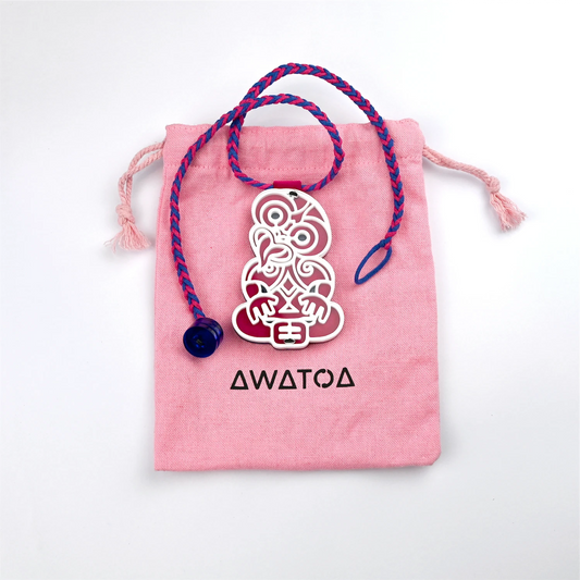 HEI TIKI double sided pendant - Velvet edition (Fuchsia/Blue)